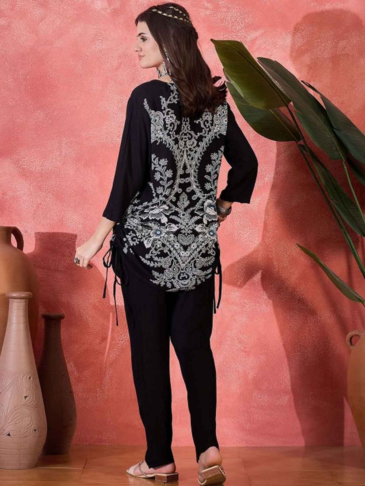 Floral Printed Round Neck Tunic & Trouser