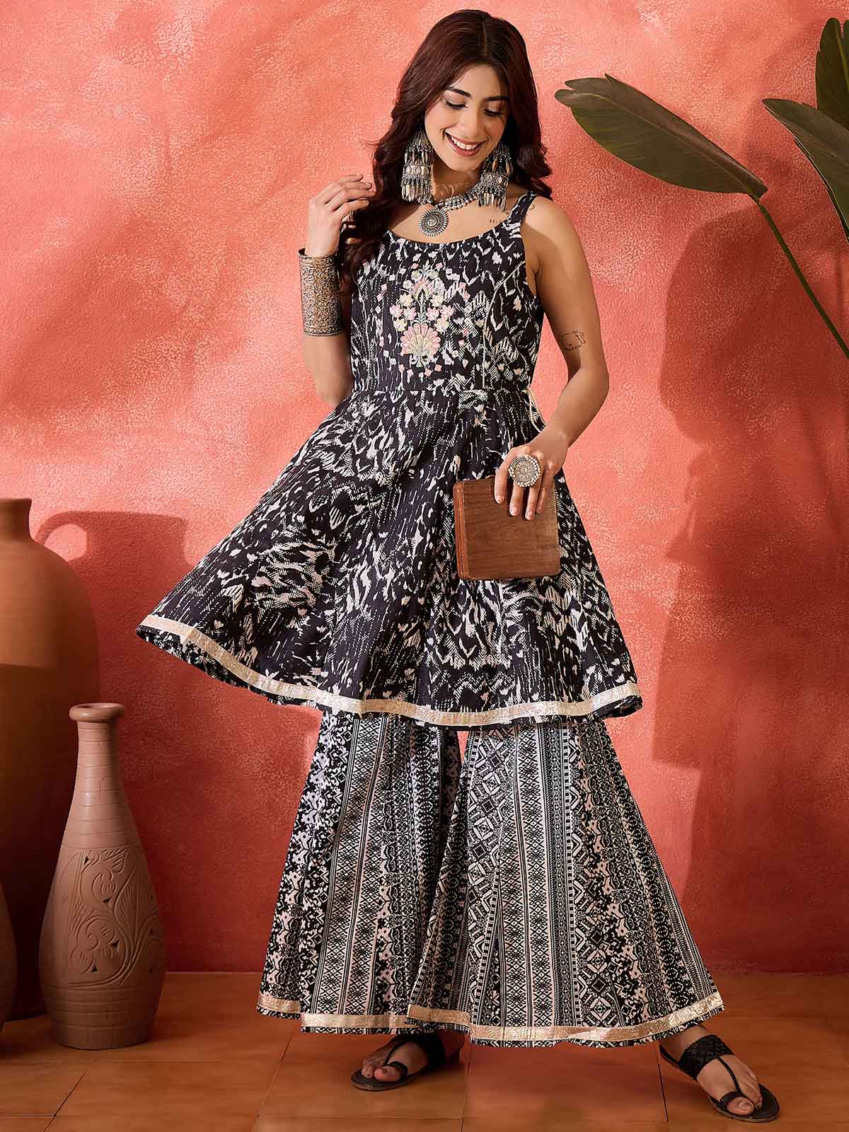 Women Floral Printed Cotton Kurta with Palazzo