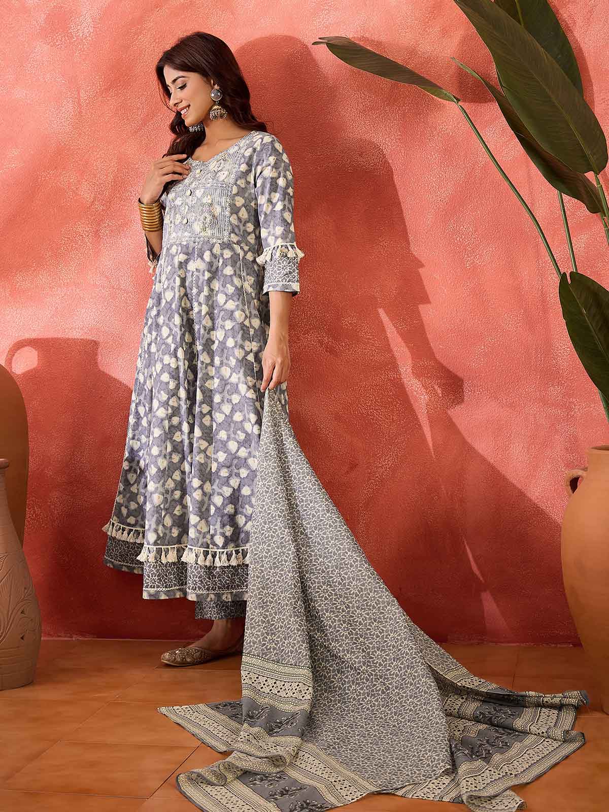 Women Ethnic Motifs Printed Cotton Kurta with Trousers & Dupatta