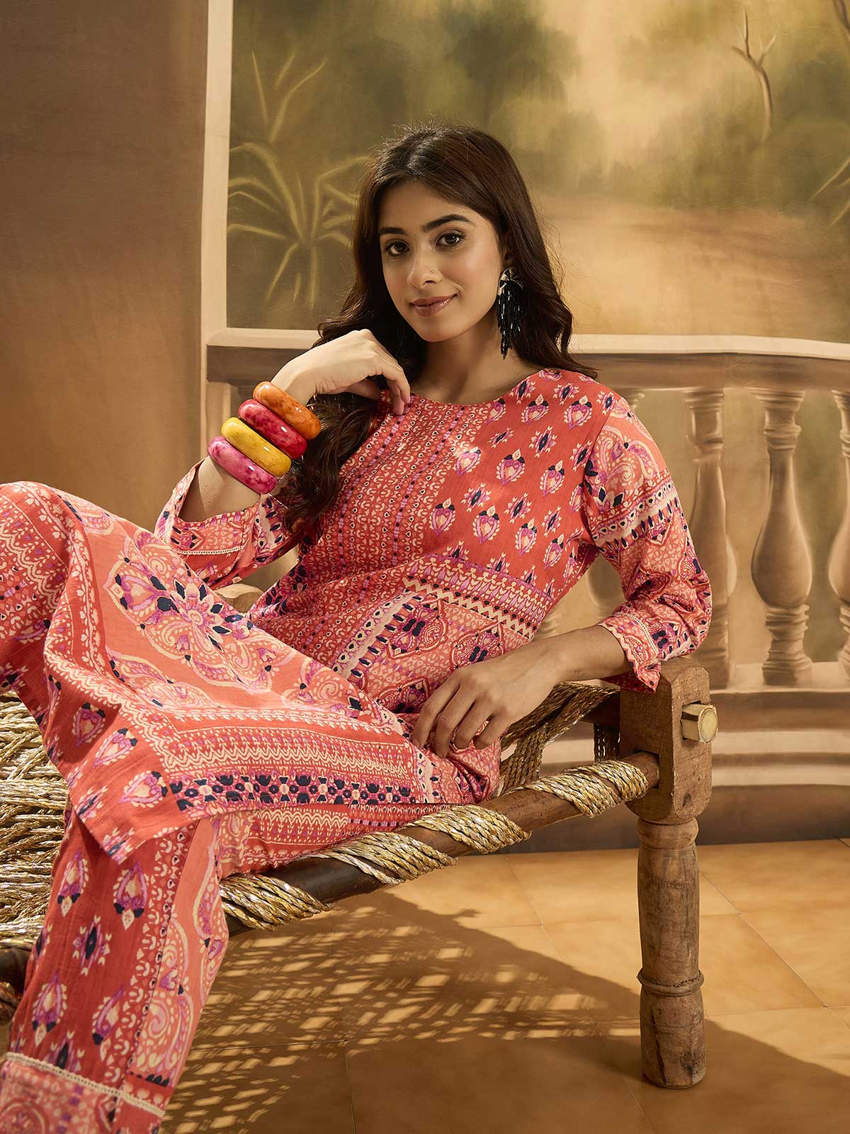 Women Ethnic Motifs Printed Cotton Kurta with Trousers