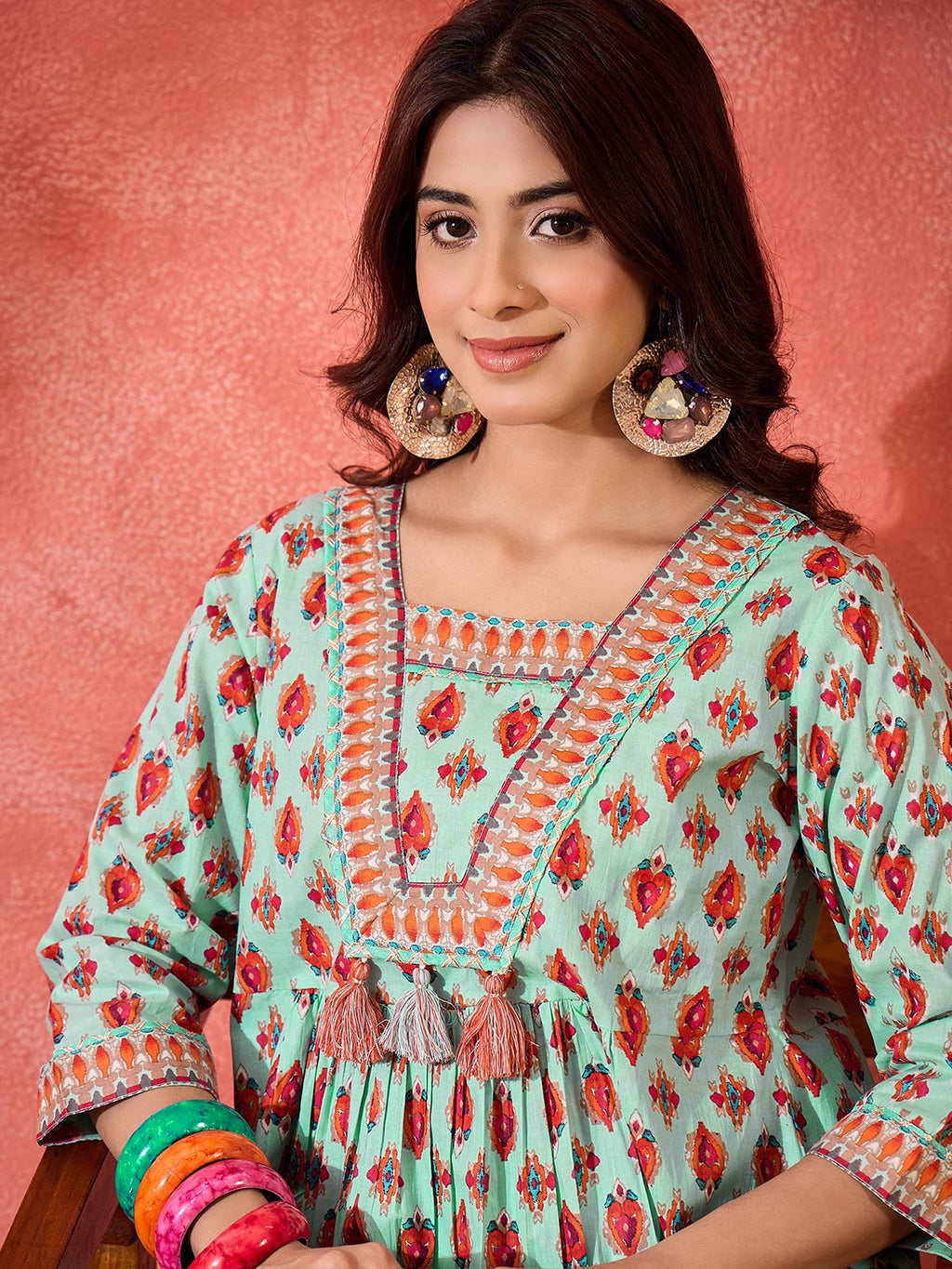 Women Ethnic Motifs Printed Cotton Kurta with Trousers