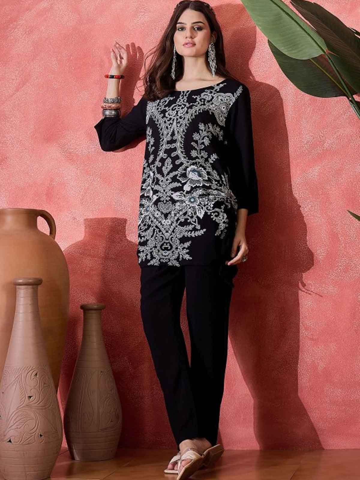 Floral Printed Round Neck Tunic & Trouser