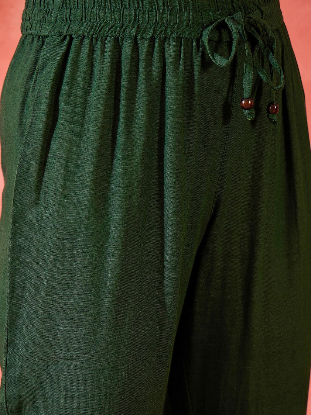 Women Ethnic Motifs Embroidered Kurta with Trousers