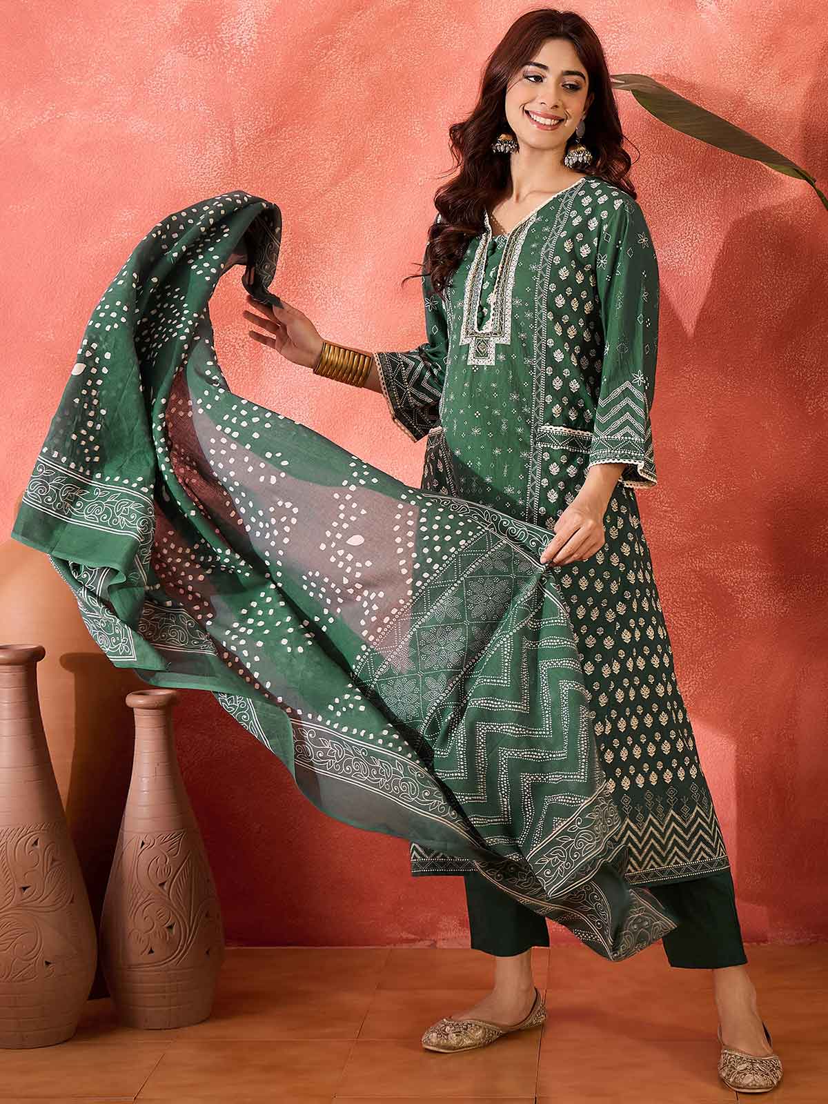 Women Floral Printed Cotton Kurta with Trousers & Dupatta