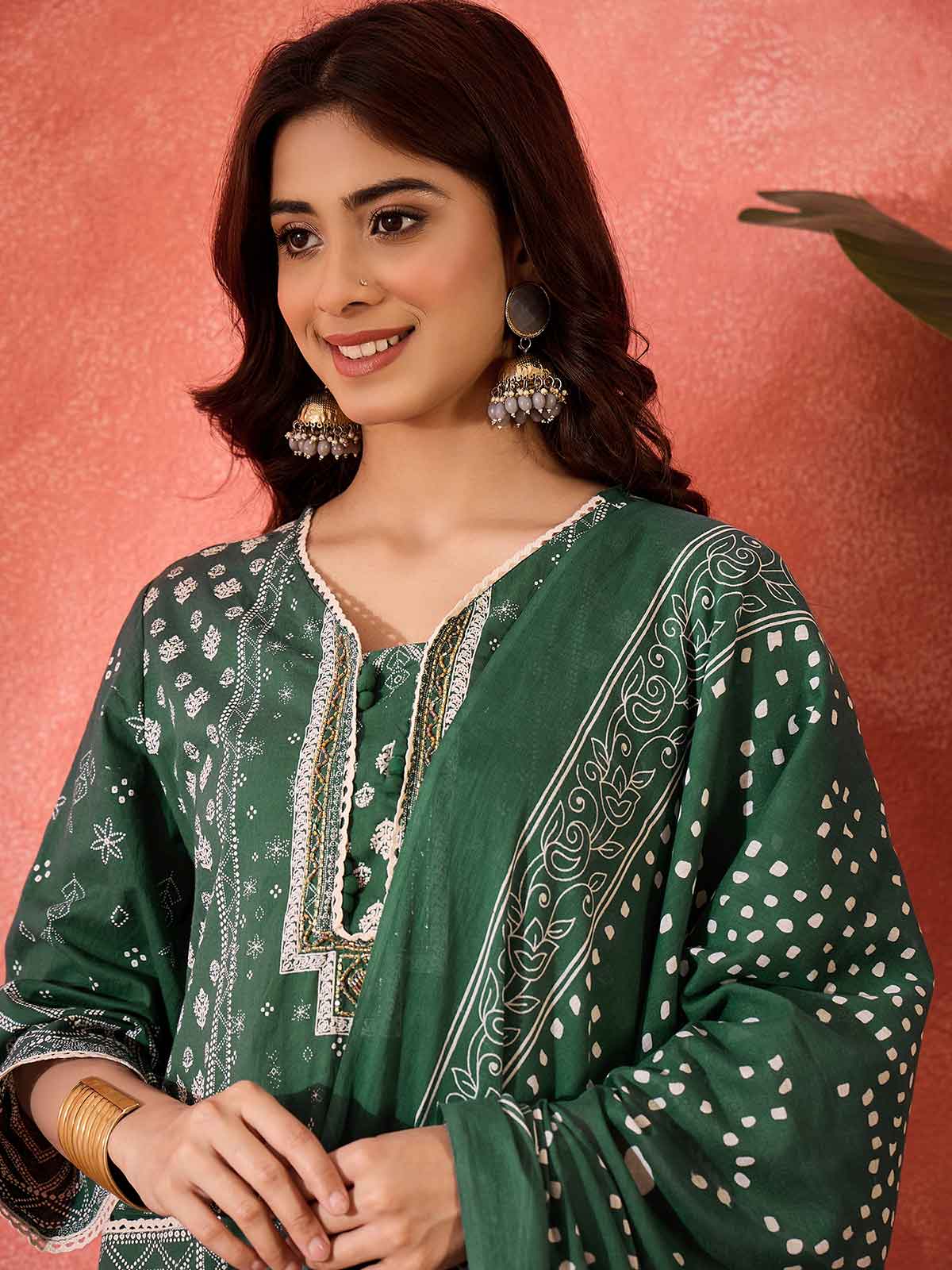 Women Floral Printed Cotton Kurta with Trousers & Dupatta