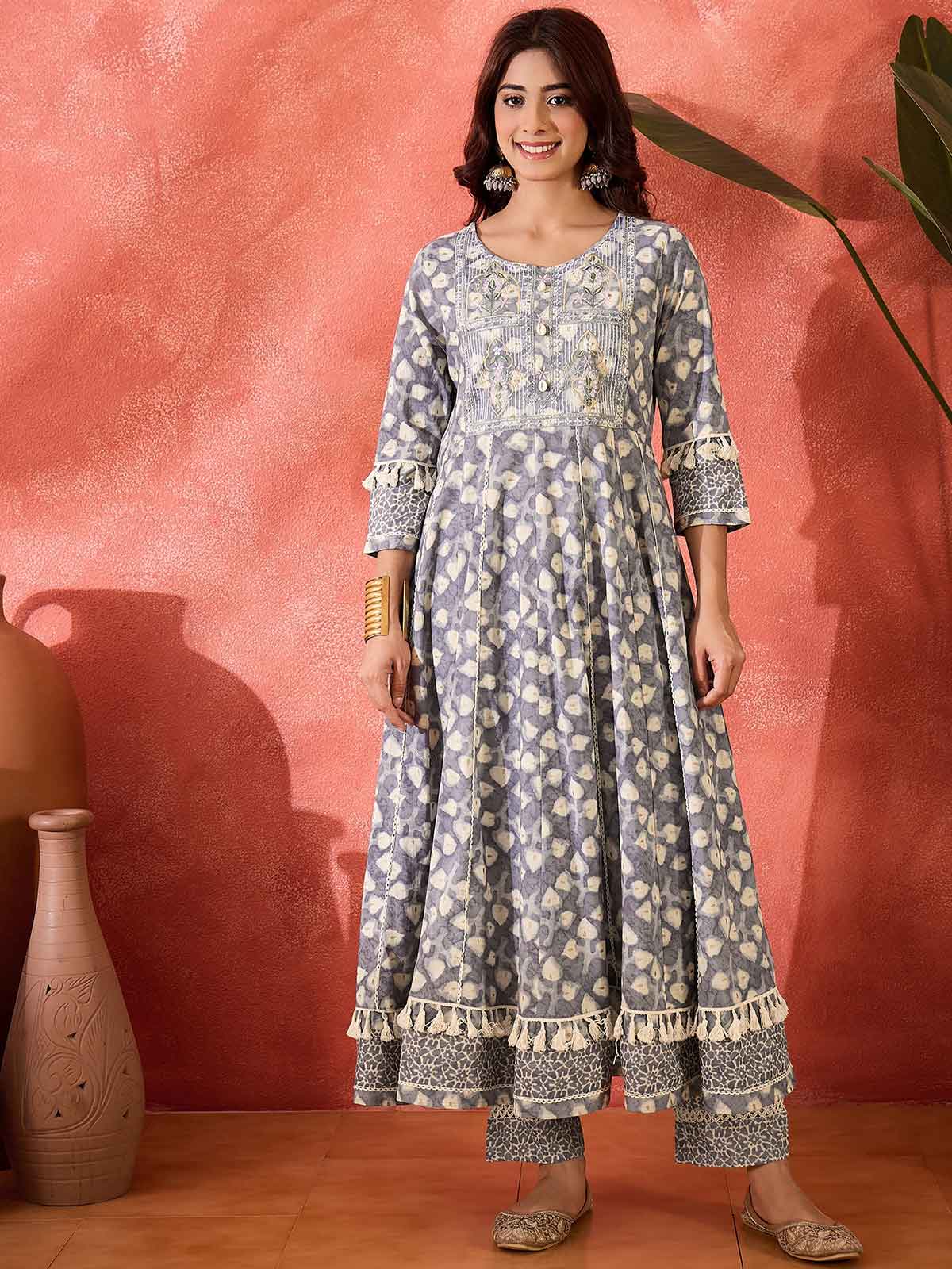 Women Ethnic Motifs Printed Cotton Kurta with Trousers & Dupatta
